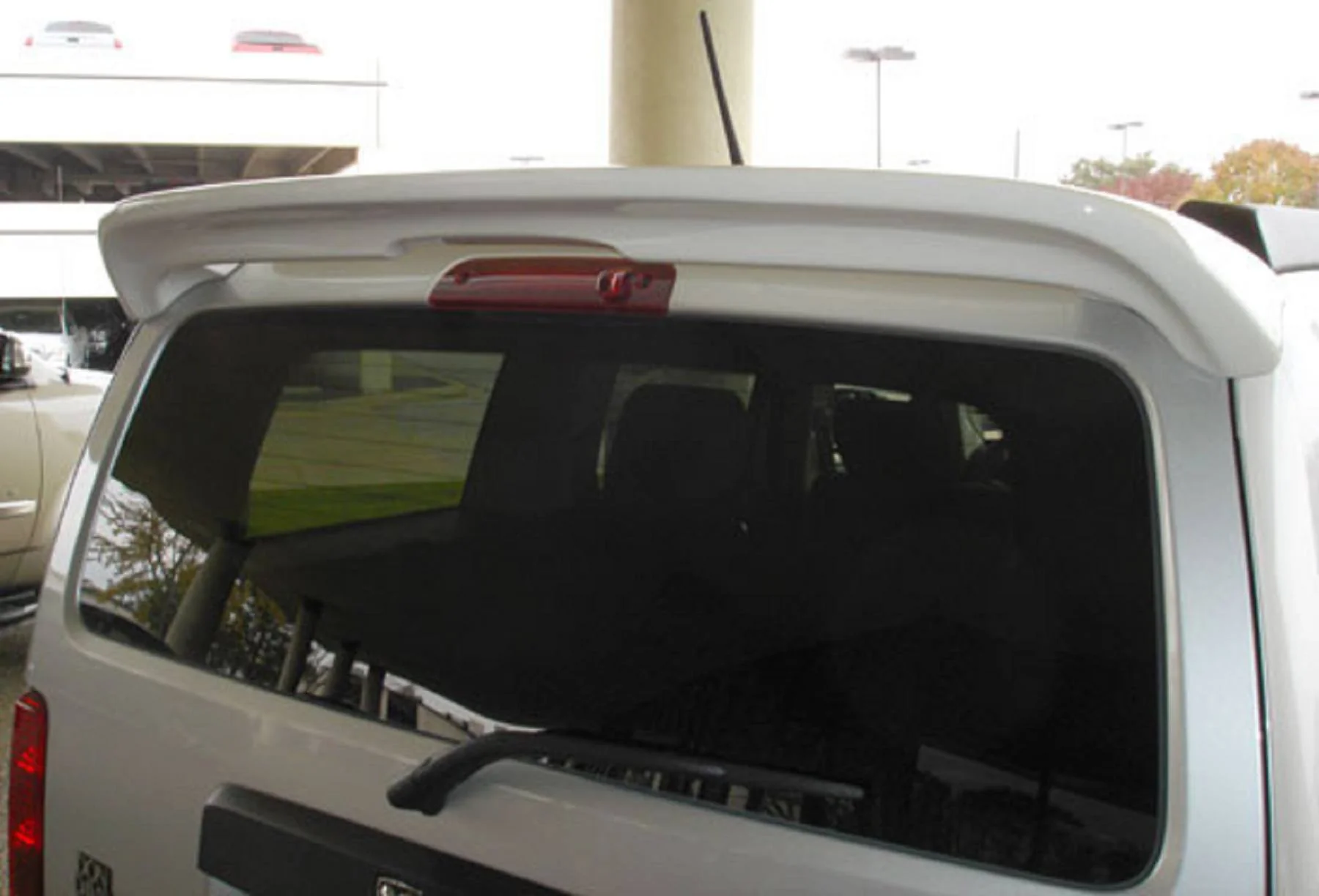 Dodge Nitro (Large) Custom Roof No Light Spoiler (2007-2011)