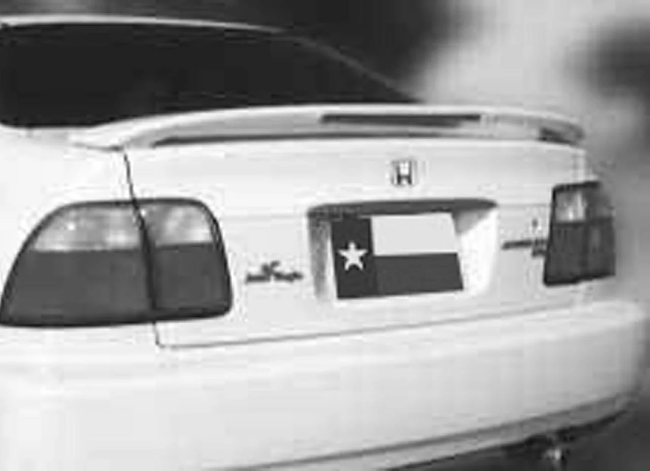 Honda Accord 2 Dr / 4 Dr Factory Post Lighted Spoiler (1996-1997)