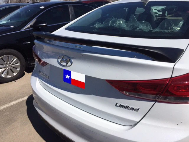 Hyundai Elantra Custom 2Post Lighted Spoiler (2017-2018)