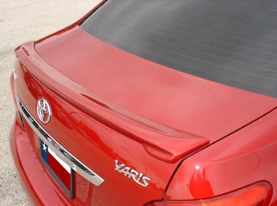 Toyota Yaris 4-Dr Custom Lip No Light Spoiler (2007-2011)
